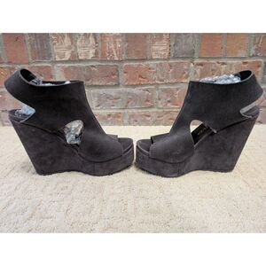 Pedro Garcia Wedge Sandals Women Size 38.5 EU 8.5 US Grey Suede Leather